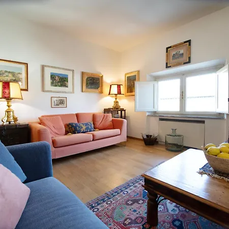 아파트 Piazza Bernardini In Center Town 루카