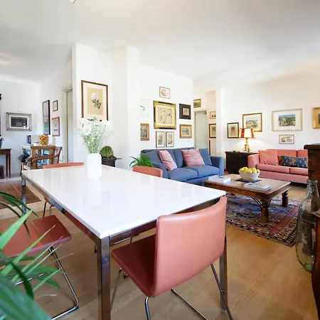 아파트 Piazza Bernardini In Center Town 루카